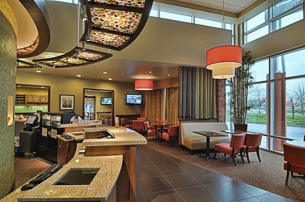 Hyatt Place Airport/cascade Station Hotel 3*