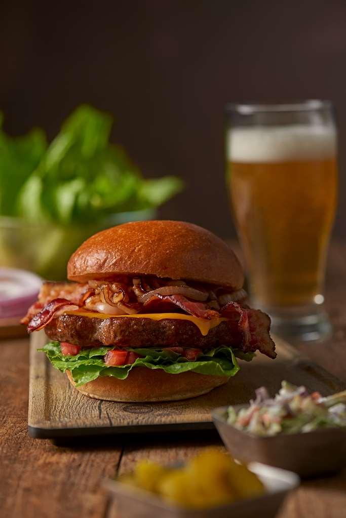 Hyatt Place Airport/cascade Station 3* Portland